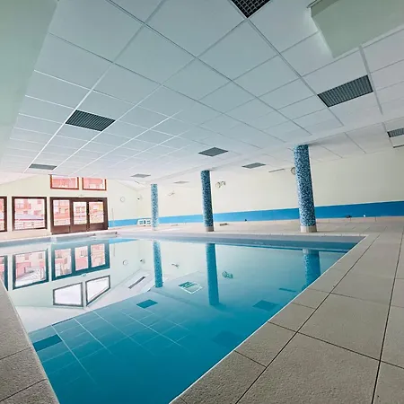 Cosy Avec Balcon, Au Pied Des Pistes, Piscine, Parking, A - Fr-1-505-110 Διαμέρισμα *