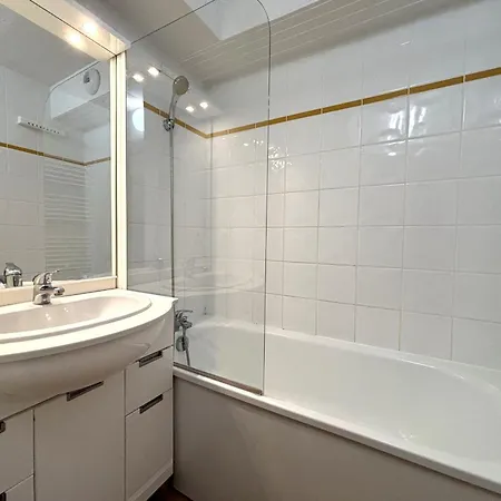Διαμέρισμα Cosy Avec Balcon, Au Pied Des Pistes, Piscine, Parking, A - Fr-1-505-110